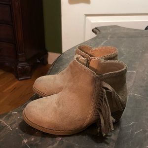 Toddler Girl’s Suede Booties